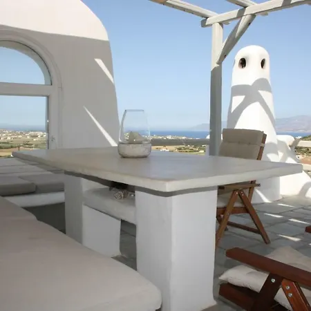 Studio Freedom With Idyllic View *