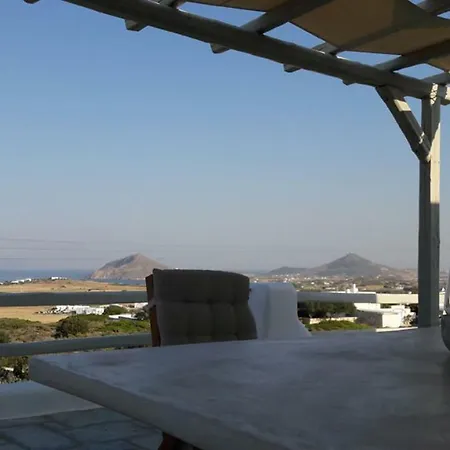 Studio Freedom With Idyllic View *