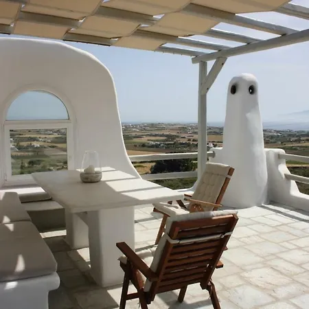 Studio Freedom With Idyllic View Feriehus Ampelas